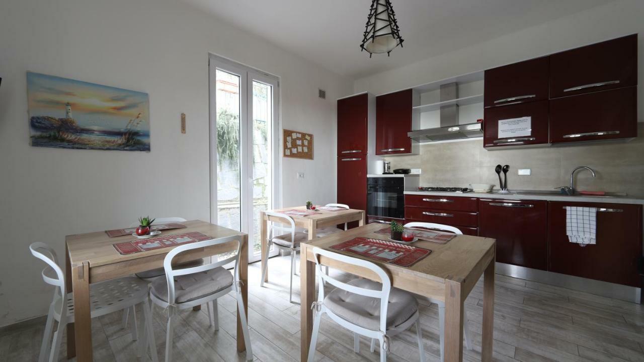 La Spezia Holidays' Rooms ภายนอก รูปภาพ