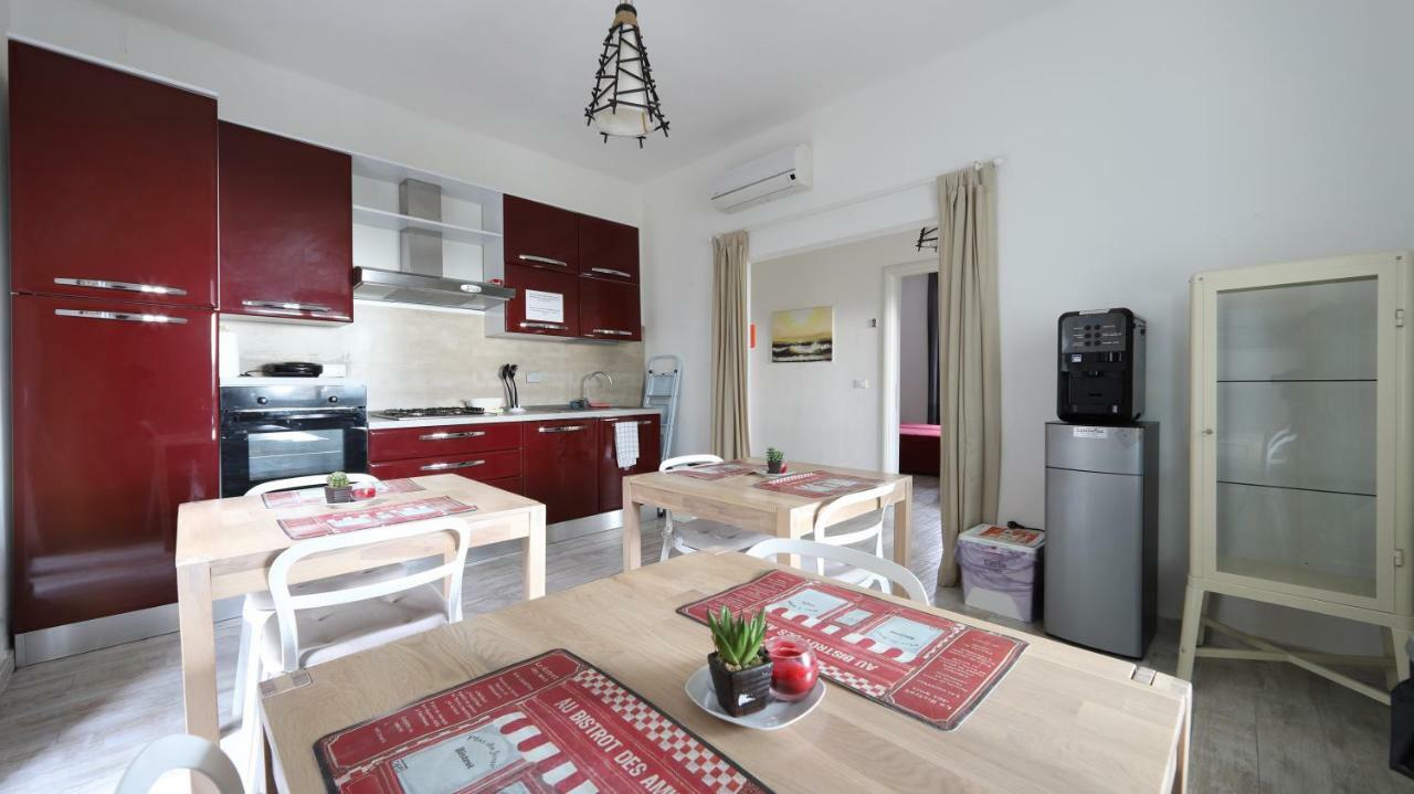 La Spezia Holidays' Rooms ภายนอก รูปภาพ